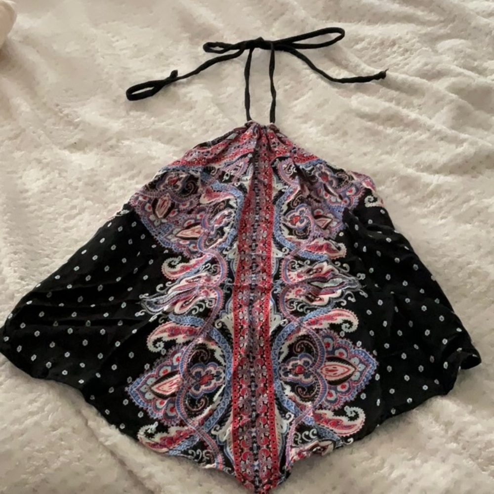 Scarf top